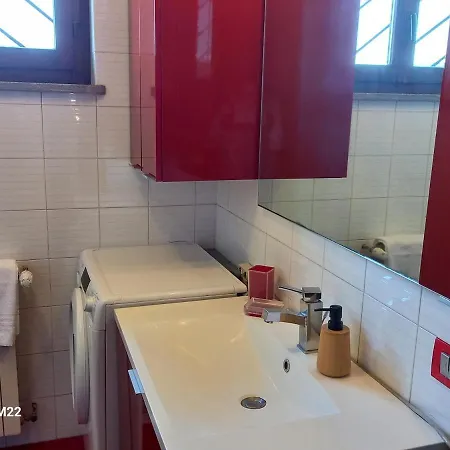 Casa A Due Passi Dal Апартаменты Ранко